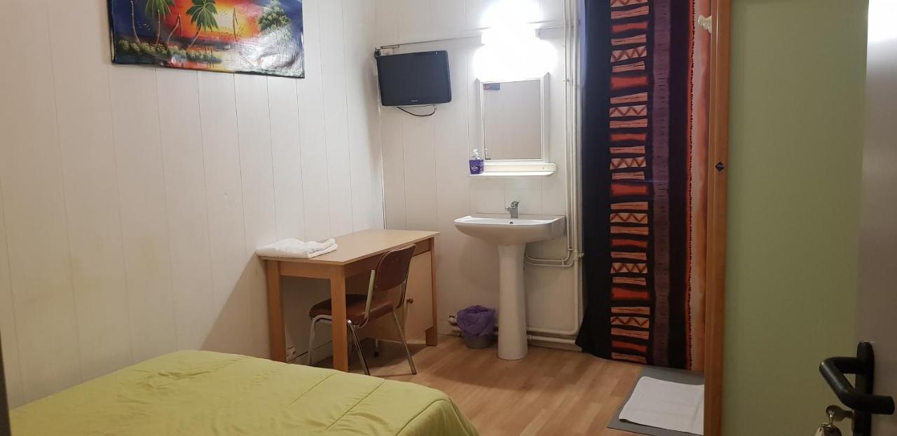Hotel Le Tram Фонтен Экстерьер фото