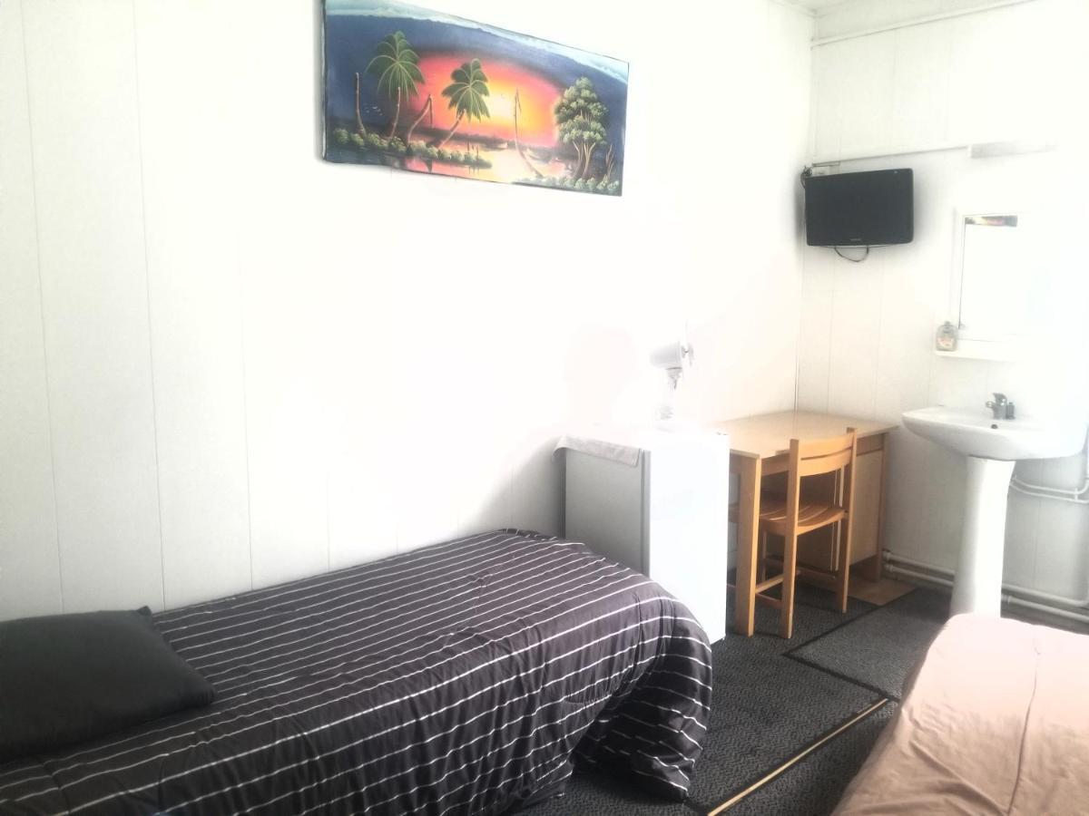 Hotel Le Tram Фонтен Экстерьер фото