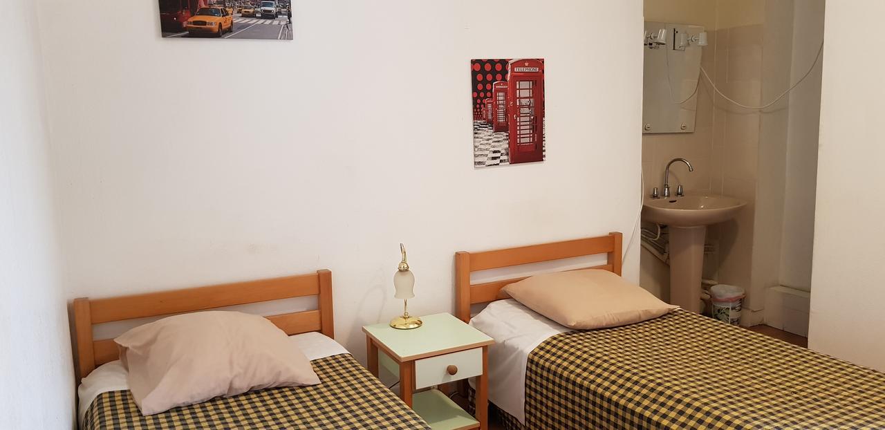 Hotel Le Tram Фонтен Экстерьер фото